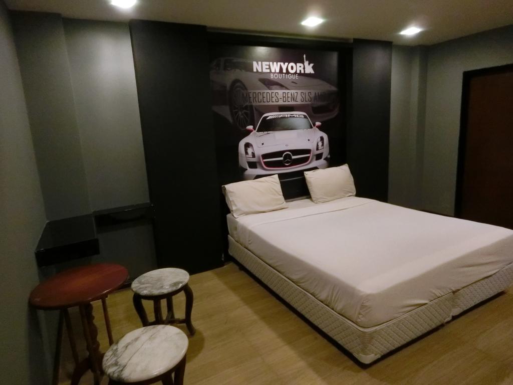 Newyork Suite Hotel Ban Ko  Værelse billede